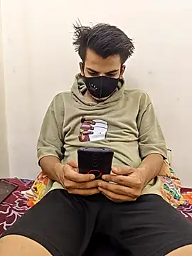 Snapshot of KaranSingh0m chatting on June 2026 09:52:01 AM KaranSingh0m online show from June 2026 09:52:01 AM