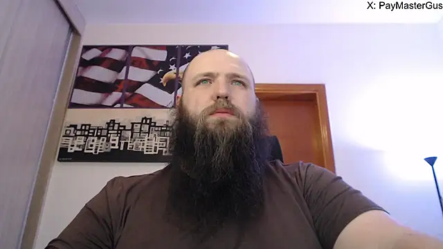 Snapshot of PayMasterGus chatting on September 2025 11:38:01 PM PayMasterGus online show from September 2025 11:38:01 PM