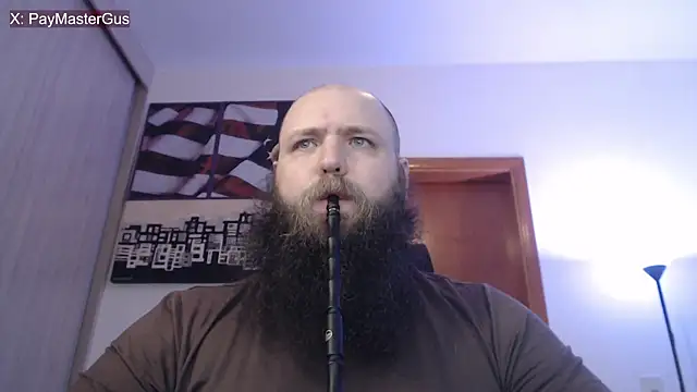 Snapshot of PayMasterGus chatting on October 2025 03:07:01 AM PayMasterGus online show from October 2025 03:07:01 AM