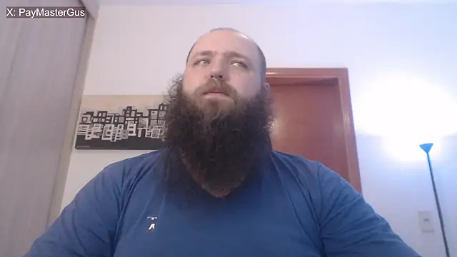 Snapshot of PayMasterGus chatting on December 2025 04:17:01 AM PayMasterGus online show from December 2025 04:17:01 AM