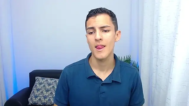 Matiius18 online show from October 2025 01:56:02 PM