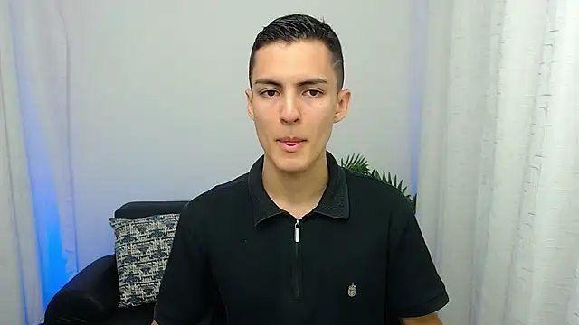 Matiius18 online show from November 2025 01:55:01 PM