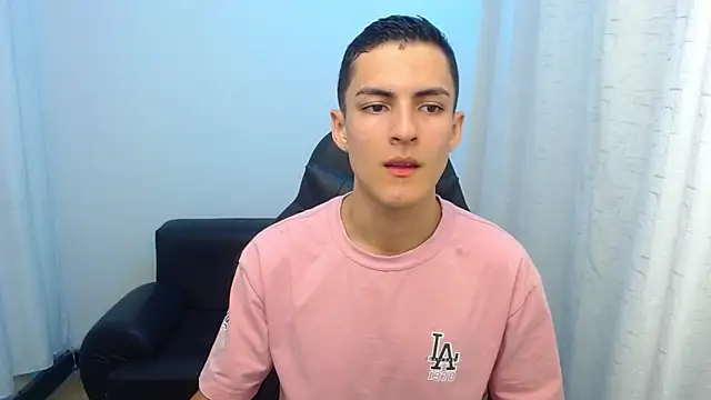 Matiius18 online show from March 2026 02:54:01 PM