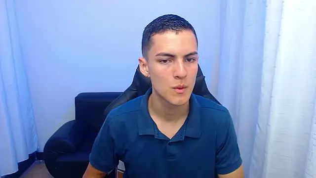 Matiius18 online show from March 2026 02:39:02 PM