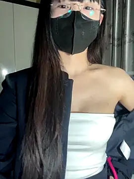 Dior baby online show from December 2025 04:04:01 PM