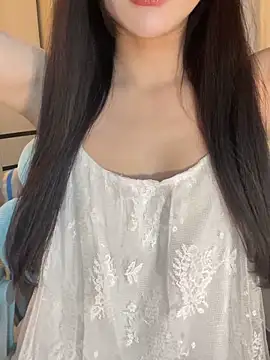 Dior baby online show from February 2026 02:33:01 AM