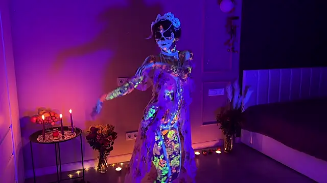 daniellia  online show from November 2025 03:03:02 PM