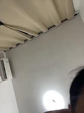 Snapshot of MengMeng0515 chatting on November 2025 03:26:02 PM MengMeng0515 online show from November 2025 03:26:02 PM