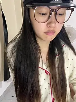 MengMeng0515 online show from June 2026 01:32:01 PM
