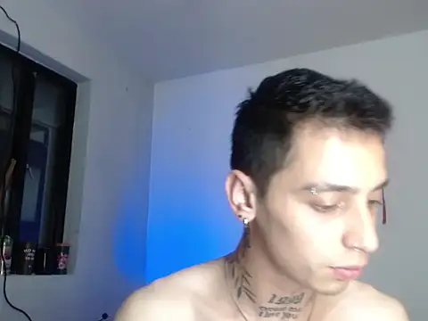 xalejo max online show from November 2025 07:02:02 PM