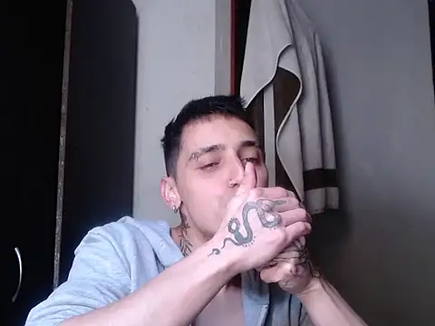 xalejo max online show from November 2025 05:57:01 PM