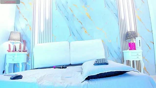 Tiifany Baker online show from April 2026 07:51:02 PM