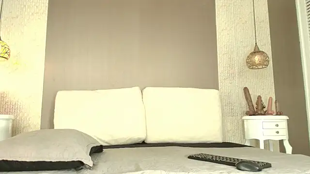 Tiifany Baker online show from April 2026 07:59:01 PM