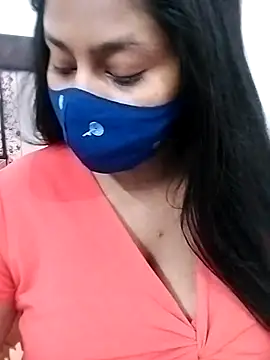 Snapshot of Shy_Peehu chatting on April 2026 09:39:33 PM Shy Peehu online show from April 2026 09:39:33 PM