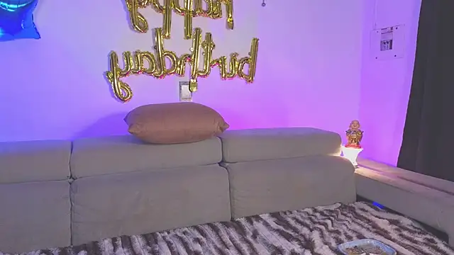 chloe ember online show from November 2025 10:40:02 AM