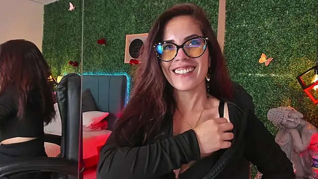 Linagh  online show from April 2026 11:33:01 AM