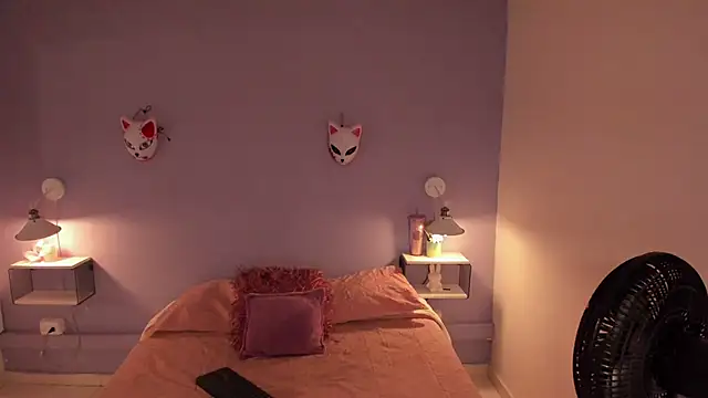 Snapshot of Zoe_Lynch_ chatting on September 2025 11:46:02 AM Zoe Lynch online show from September 2025 11:46:02 AM