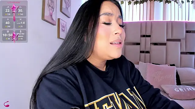 Zoey thompson online show from November 2025 02:17:02 PM