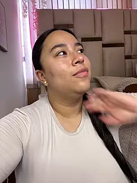 Zoey thompson online show from April 2026 08:09:02 PM