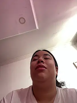 Zoey thompson online show from April 2026 04:11:02 PM