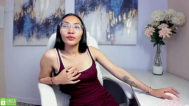 lucyy liiuu online show from November 2025 03:55:01 PM