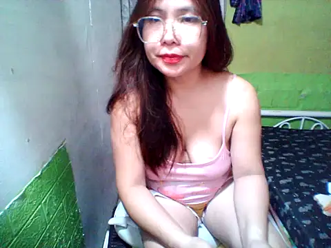 Snapshot of Bianca0516 chatting on June 2026 10:13:02 AM Bianca0516 online show from June 2026 10:13:02 AM