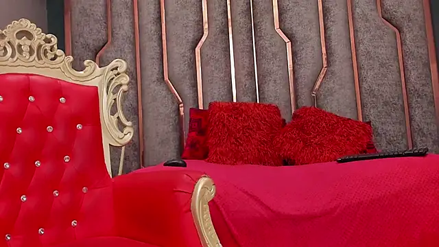 SienaFacchini online show from October 2025 07:24:01 PM