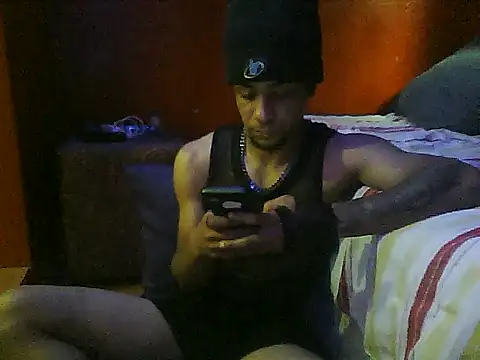 Snapshot of Longstickboy666 chatting on November 2025 02:06:01 PM Longstickboy666 online show from November 2025 02:06:01 PM