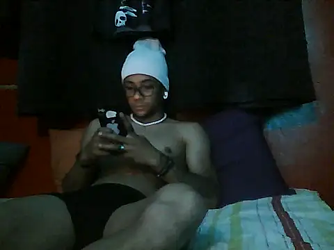 Snapshot of Longstickboy666 chatting on November 2025 05:45:02 PM Longstickboy666 online show from November 2025 05:45:02 PM