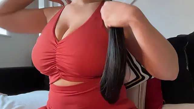 MissMyaBentley online show from February 2026 03:40:01 PM