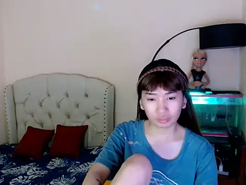 ShantalFoxxy  online show from April 2026 12:58:02 PM