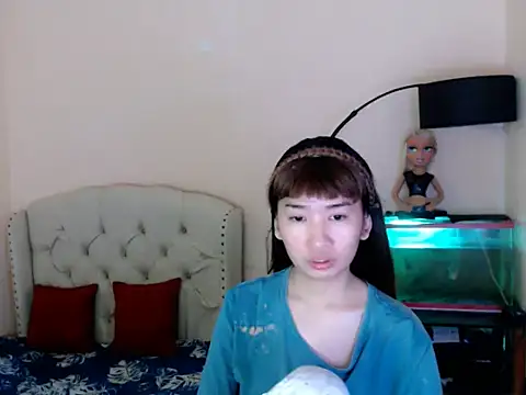 ShantalFoxxy  online show from April 2026 01:11:02 AM