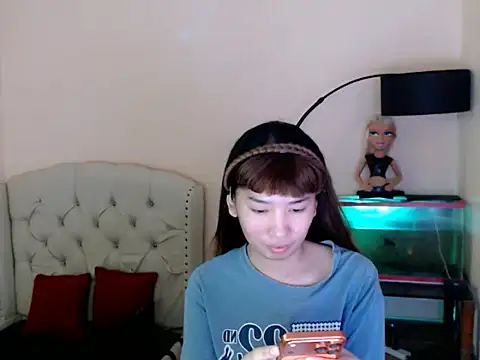 ShantalFoxxy  online show from April 2026 12:35:01 AM