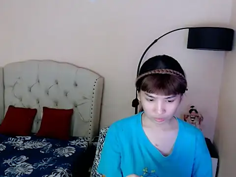 Snapshot of ShantalFoxxy_ chatting on July 2026 01:23:02 AM ShantalFoxxy online show from July 2026 01:23:02 AM