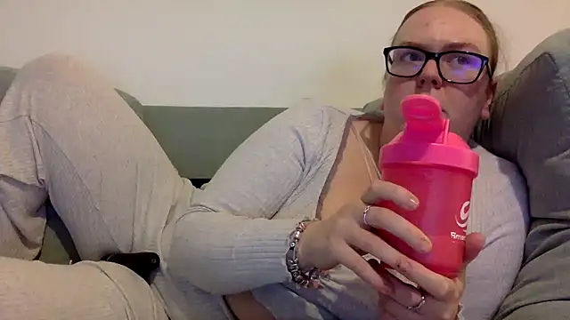 gracelovesxx online show from January 2026 02:11:02 PM