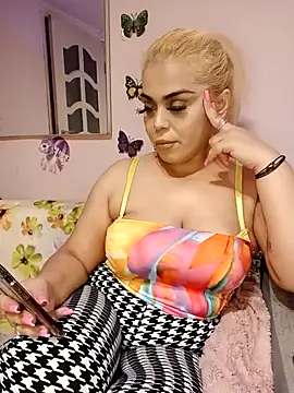 izauri2025 online show from October 2025 10:30:01 PM