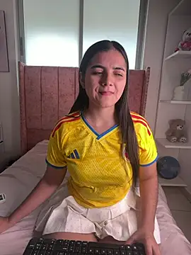 salomecute21 online show from June 2026 11:52:01 AM