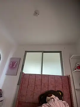 salomecute21 online show from June 2026 11:36:01 AM
