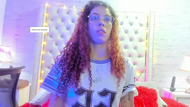 Pamelamiler   online show from May 2026 12:45:02 PM