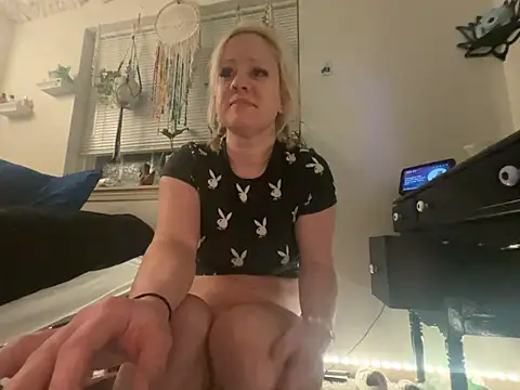 prettylilandrea online show from March 2026 07:36:02 AM