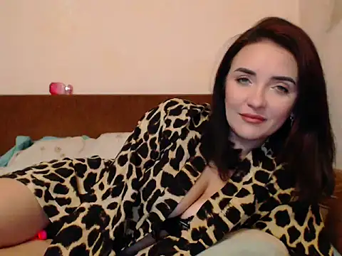 Snapshot of Veronica-Luxs chatting on October 2025 08:58:01 AM Veronica-Luxs online show from October 2025 08:58:01 AM