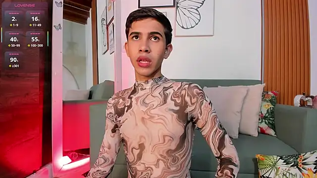 JoshuaSanzz online show from November 2025 03:38:02 AM