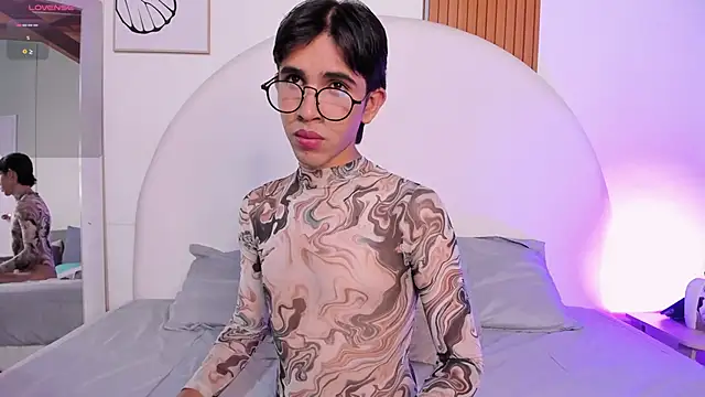 JoshuaSanzz online show from March 2026 04:26:01 AM