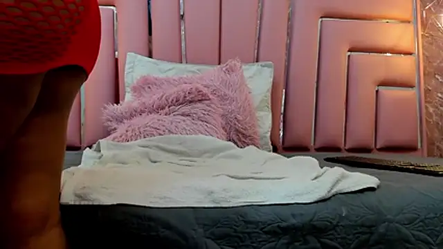 Snapshot of ALYANNA_HOT_ chatting on February 2026 12:35:01 PM ALYANNA HOT online show from February 2026 12:35:01 PM