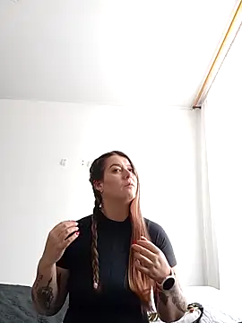 Fernandar2025 online show from April 2026 03:15:01 PM