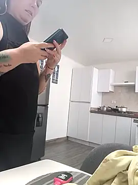 Fernandar2025 online show from April 2026 04:34:01 PM