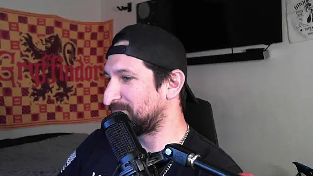 Snapshot of DevilPup75_ chatting on September 2025 03:28:01 AM DevilPup75  online show from September 2025 03:28:01 AM