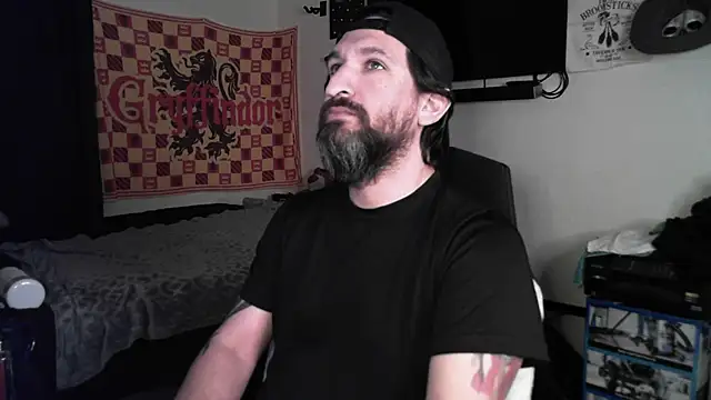 DevilPup75  online show from February 2026 04:09:01 AM