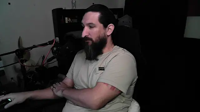 Snapshot of DevilPup75_ chatting on May 2026 04:21:01 AM DevilPup75 online show from May 2026 04:21:01 AM