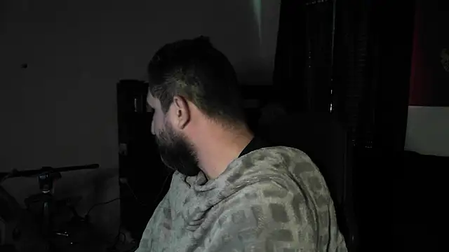 DevilPup75  online show from June 2026 06:18:02 PM